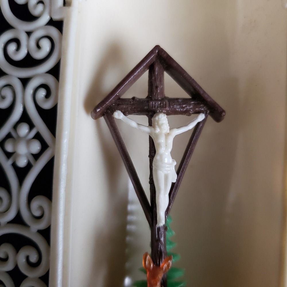 VTG West Germany Religious Diorama Triptych Jesus Crucifix Deer Christmas Tree - Picture 6 of 11